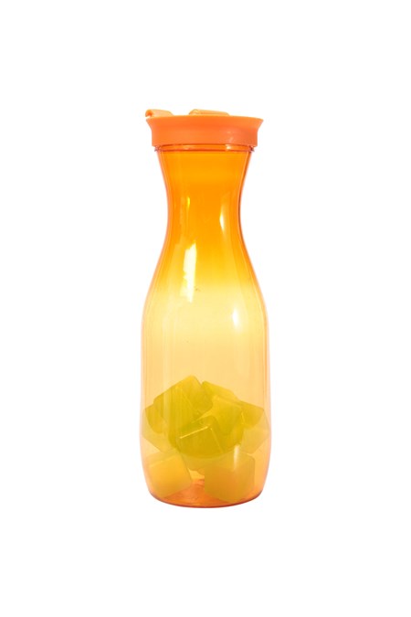 030201 CARAFE WITH ICE CUBES