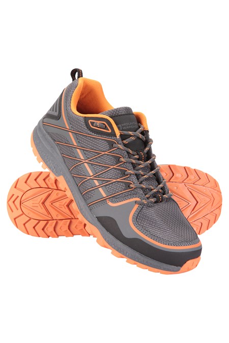 030439 TRACK TRAINER