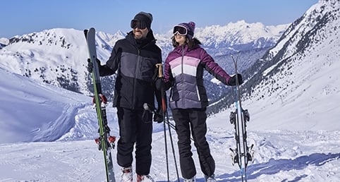 P4: 50% Off Ski Wear