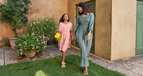P4: 50% OFF DRESSES
