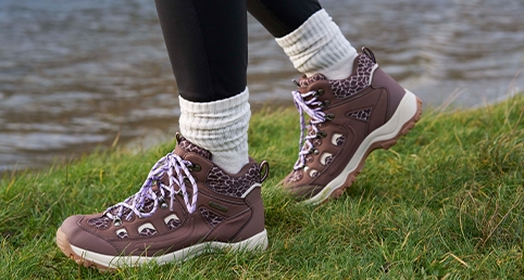 P4: BOOTS & WELLIES
