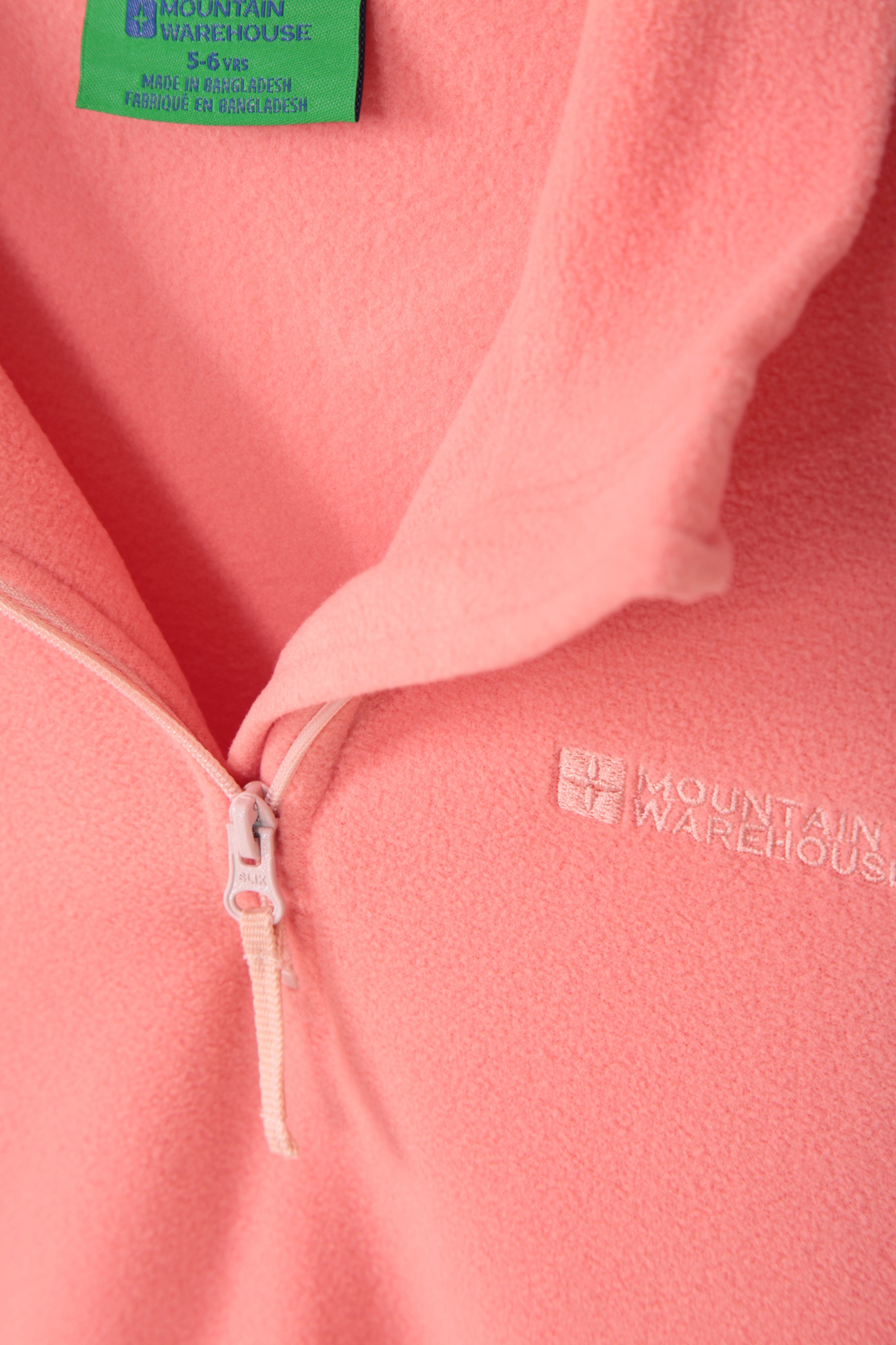 Suitable for Winter Layering Lightweight /& Breathable Sweater Warm Pullover Quick Drying Sweatshirt Outdoors Mountain Warehouse Camber Kids Fleece Top