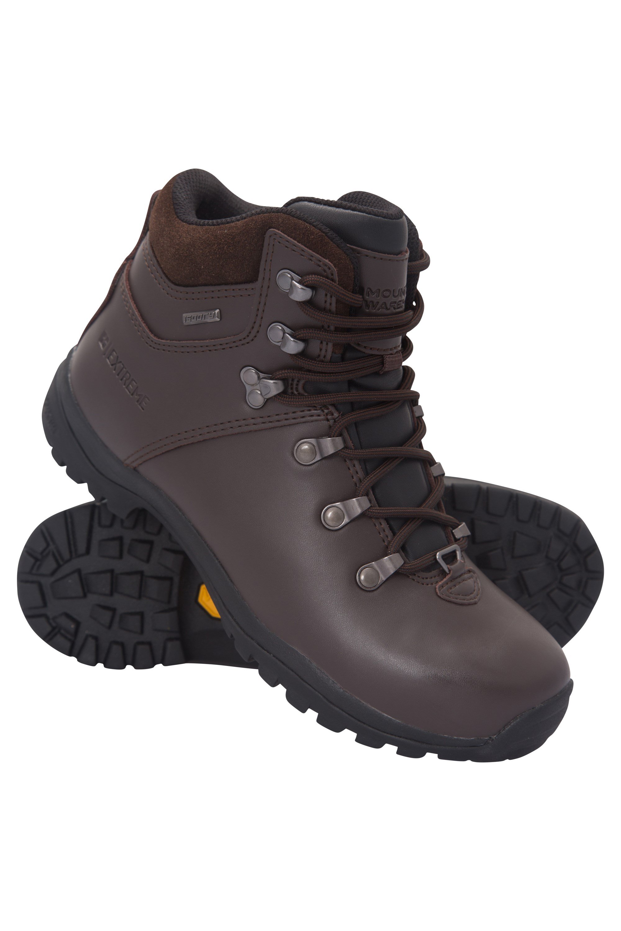 walking boots for 3 peaks challenge