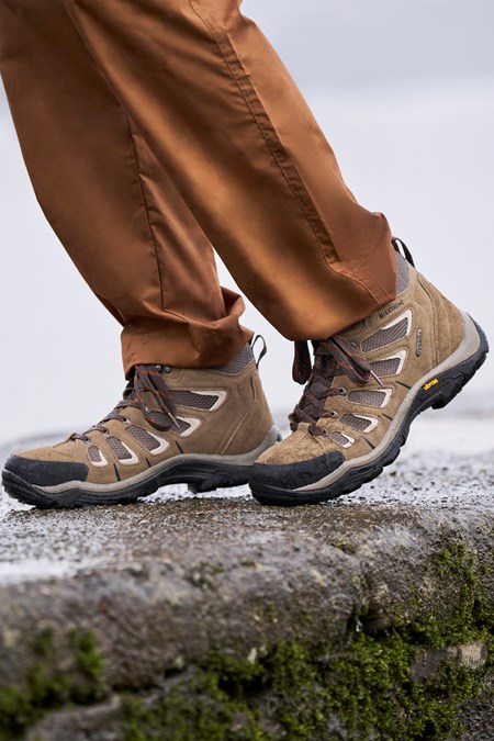 Field Extreme Mens Wide-Fit Vibram Waterproof Boots | Mountain Warehouse GB