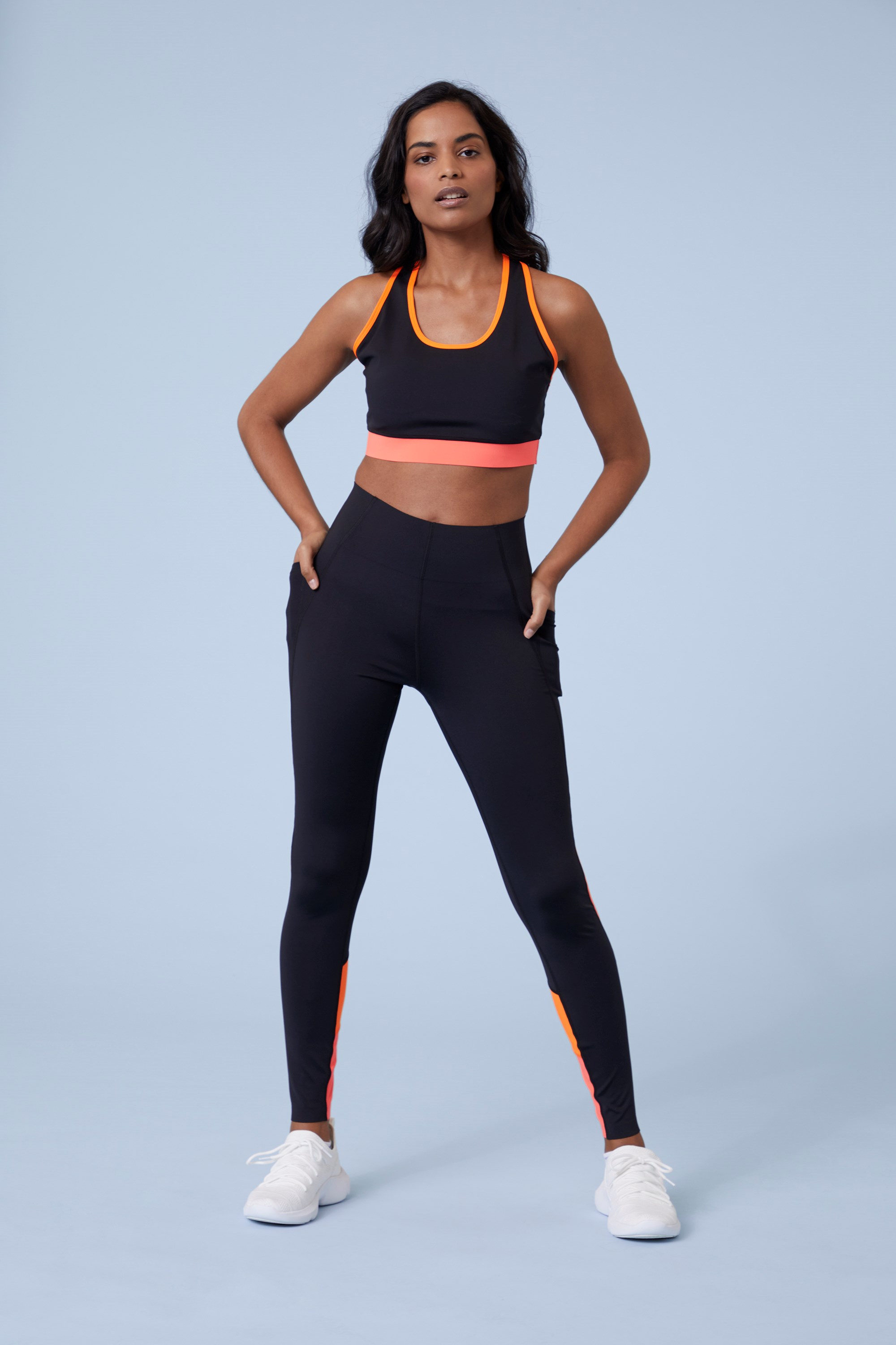 Blackout Womens Training Crops