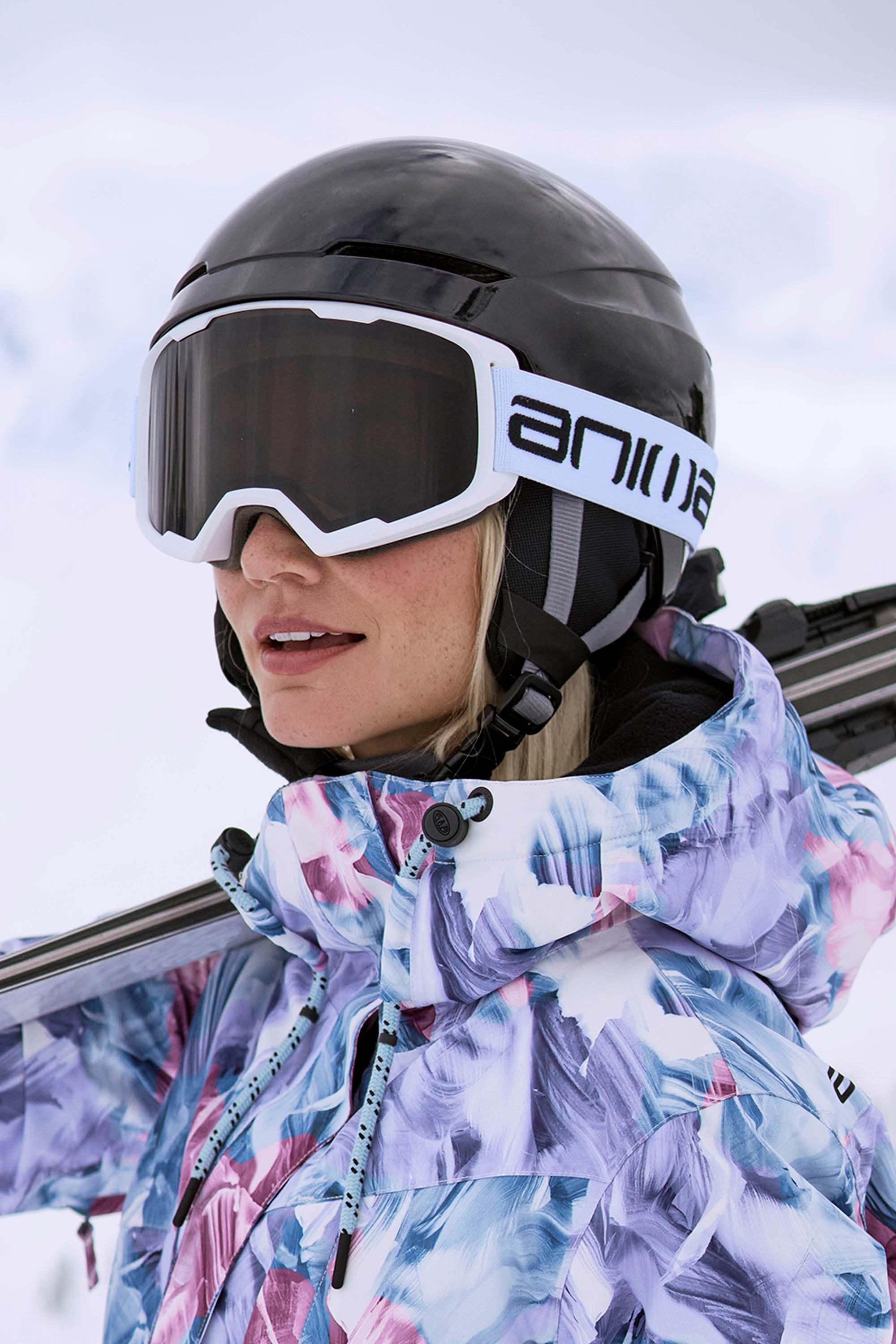 Mountain warehouse ski helmet store