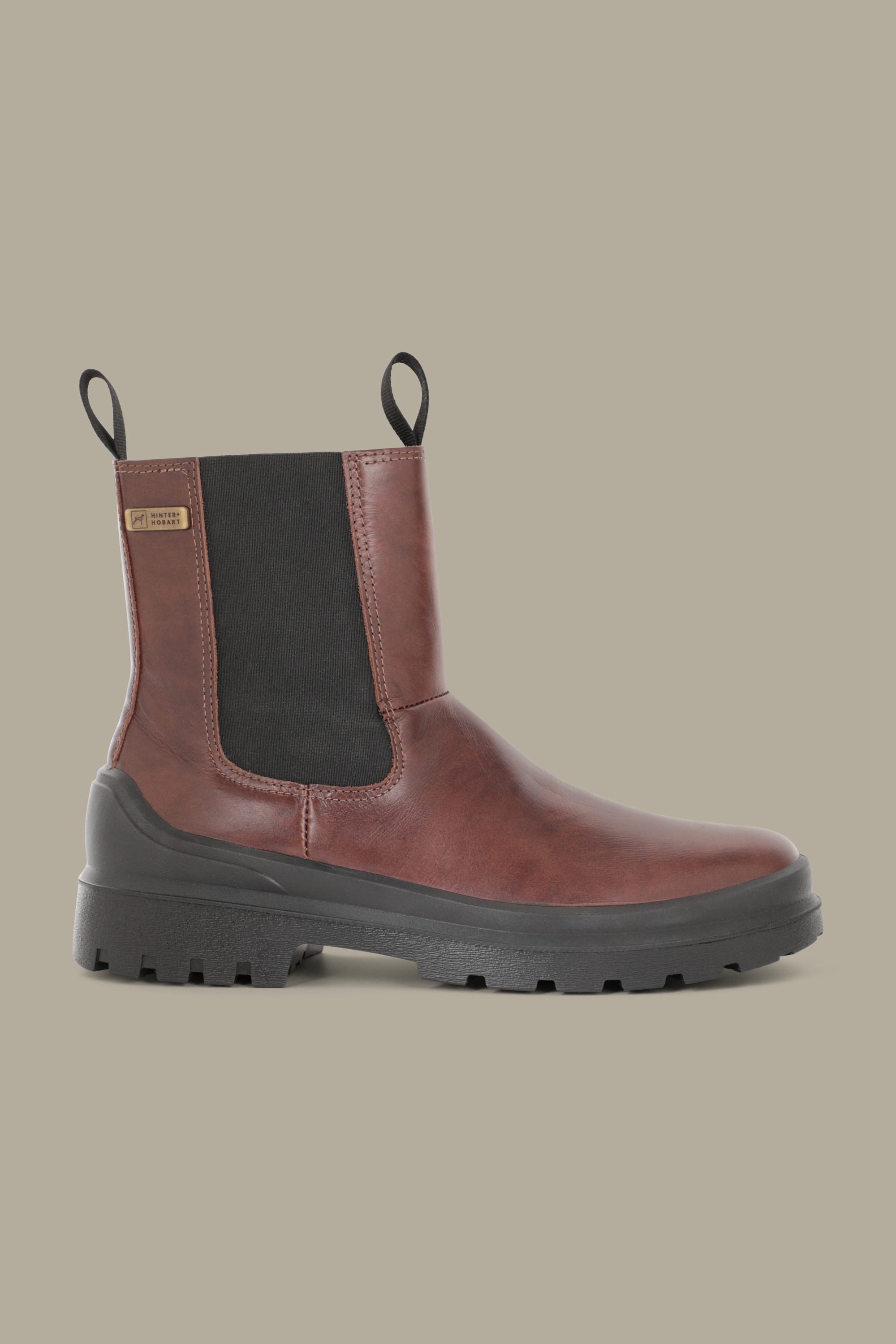 Outdoor chelsea boots store womens