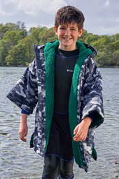 Tidal Printed Kids Waterproof Changing Robe Camouflage
