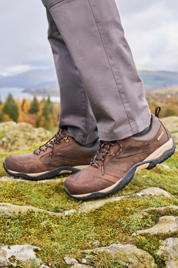 Pioneer II Mens Waterproof Extreme Leather Hiking Shoes Brown
