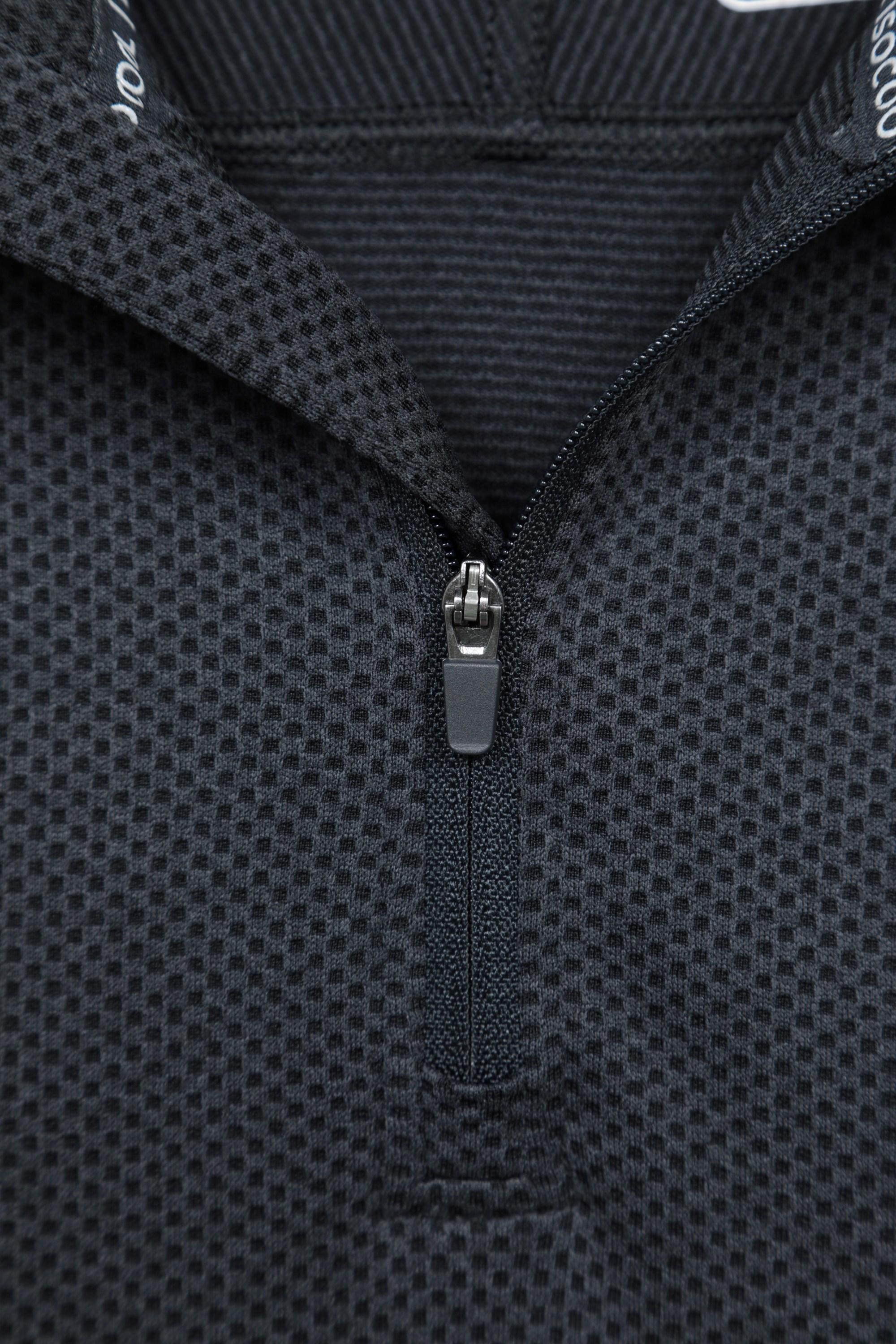Top Spin Mens Textured Half-Zip Midlayer