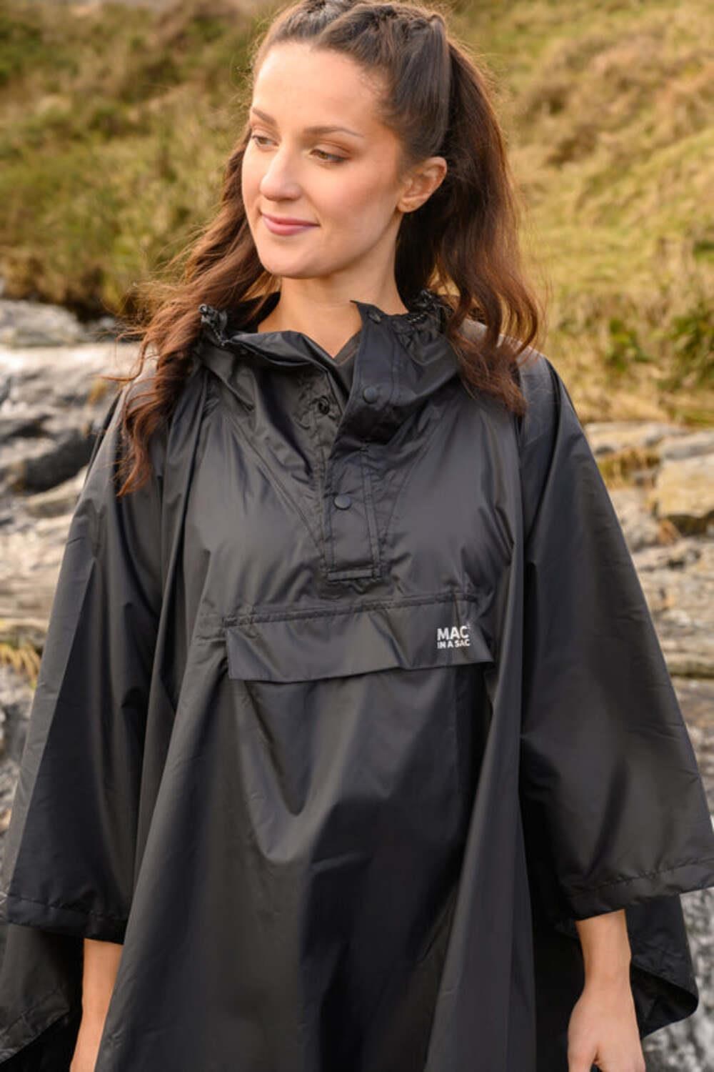 トップス COMFY OUTDOOR GARMENT RAIN FALLS PONCHO An Overview of Autumn/Winter '21 Rainwear Courtesy of CMF