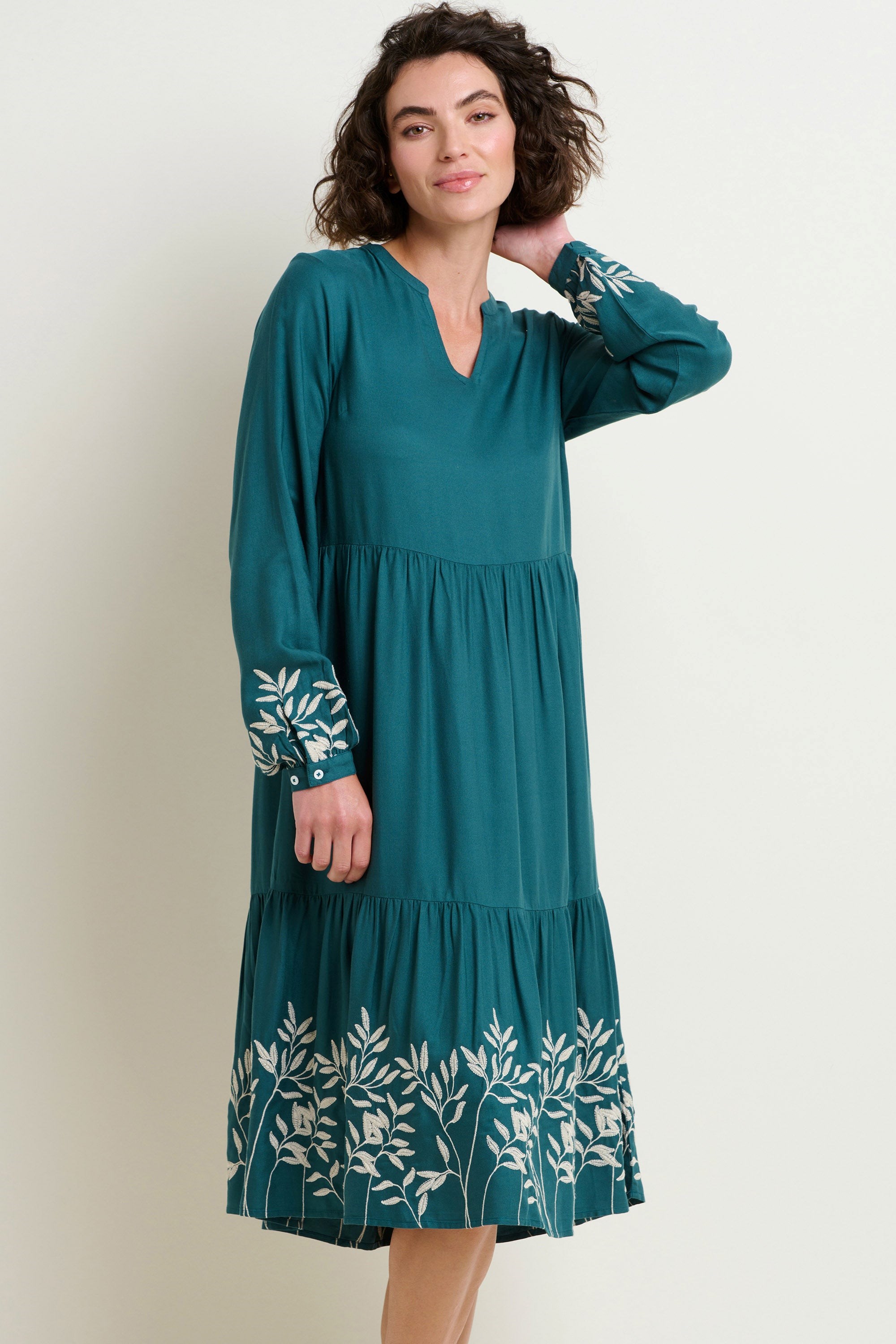 Anwen Embroidered Sleeve & Hem Womens Midi Dress